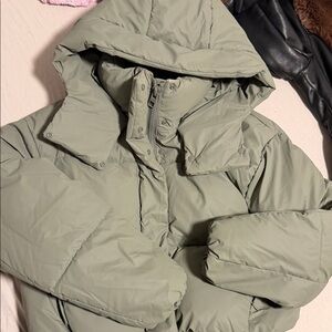 Zara Women's Hooded Puffer Jacket - Green